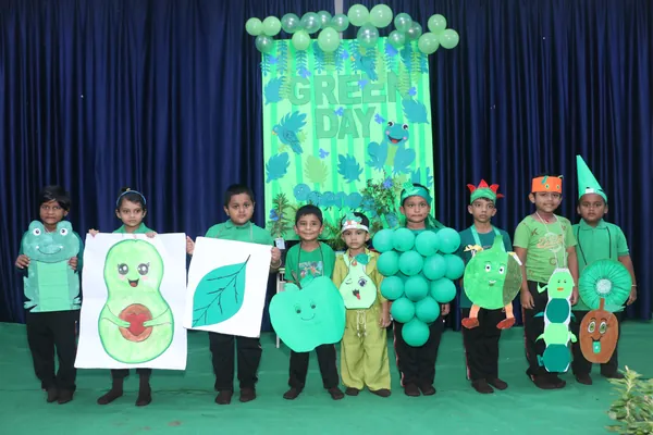 Green Day at Jupiter Public School (photograph 2)